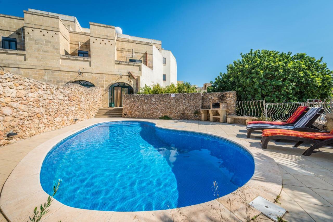 Sunset - Holiday Farmhouse With Large Private Pool In Island Of Gozo Надур Екстер'єр фото