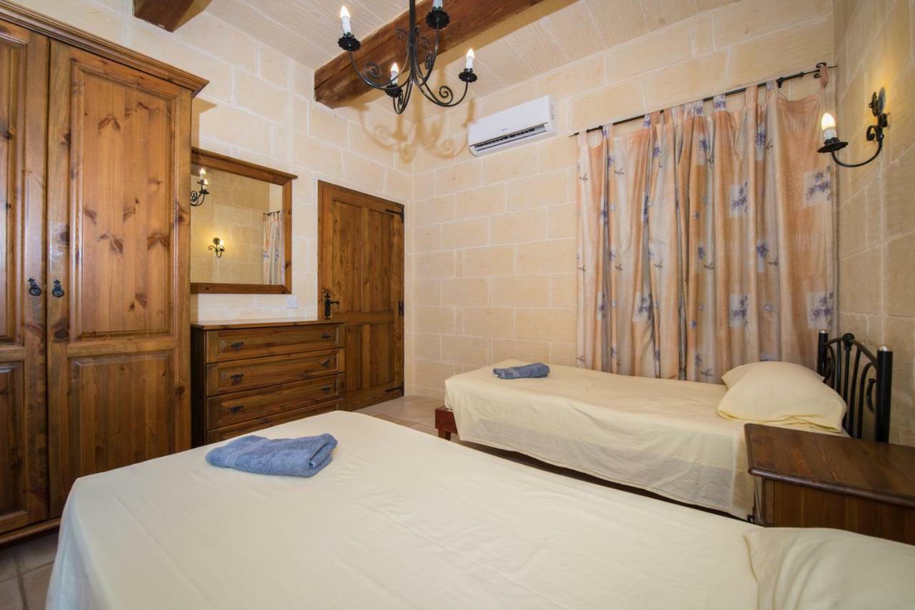 Sunset - Holiday Farmhouse With Large Private Pool In Island Of Gozo Надур Екстер'єр фото