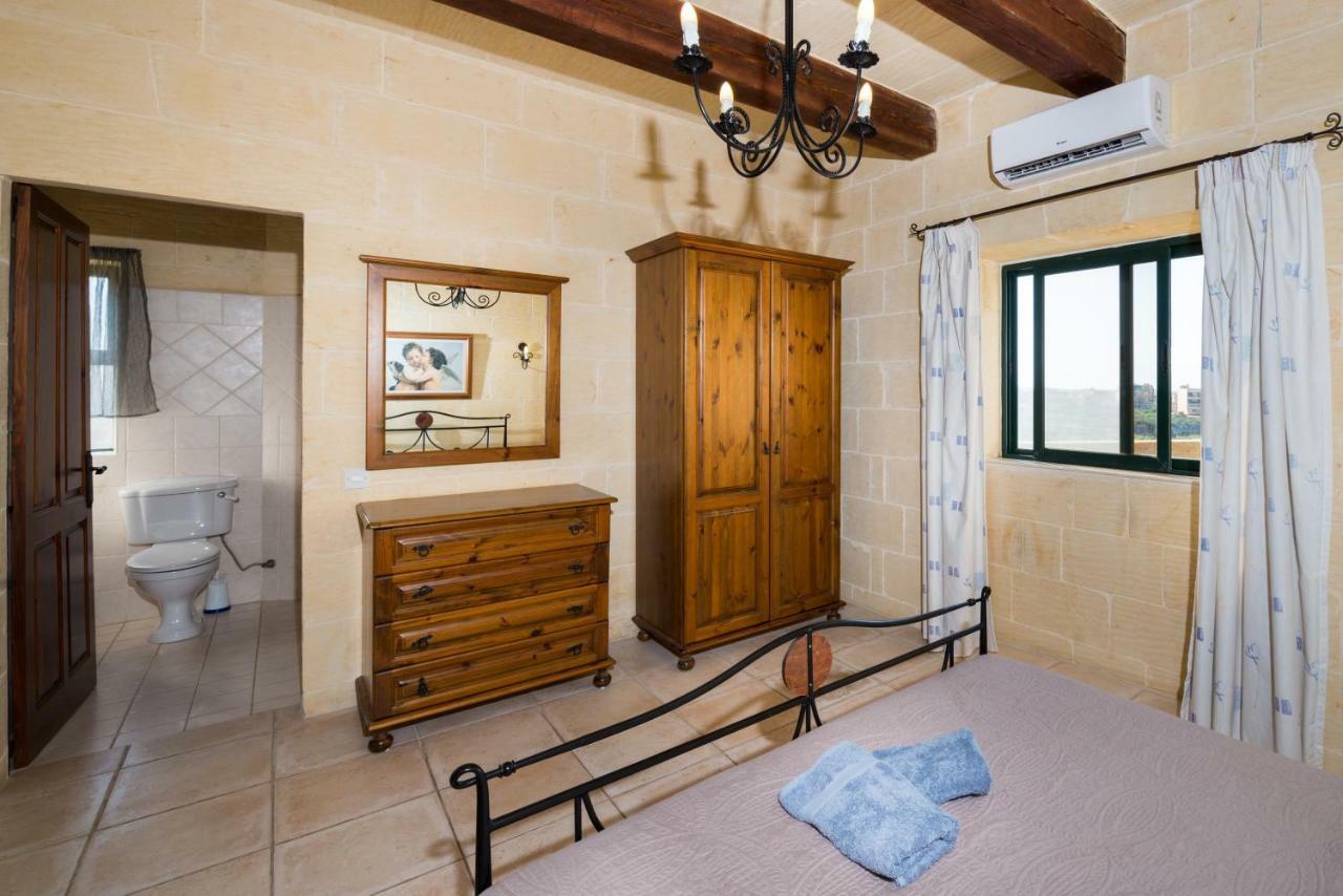 Sunset - Holiday Farmhouse With Large Private Pool In Island Of Gozo Надур Екстер'єр фото